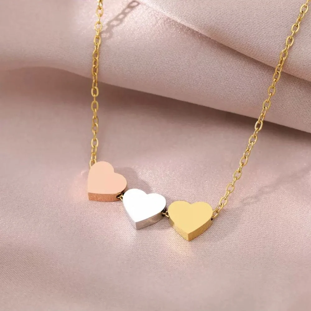 ⚜️𝟯𝟬%𝗢𝗙𝗙 𝗯𝘂𝗻𝗱𝗹𝗲𝘀 𝟯+⚜️ NEW 3 Hearts Stainless Steel Necklace - Picture 4 of 14